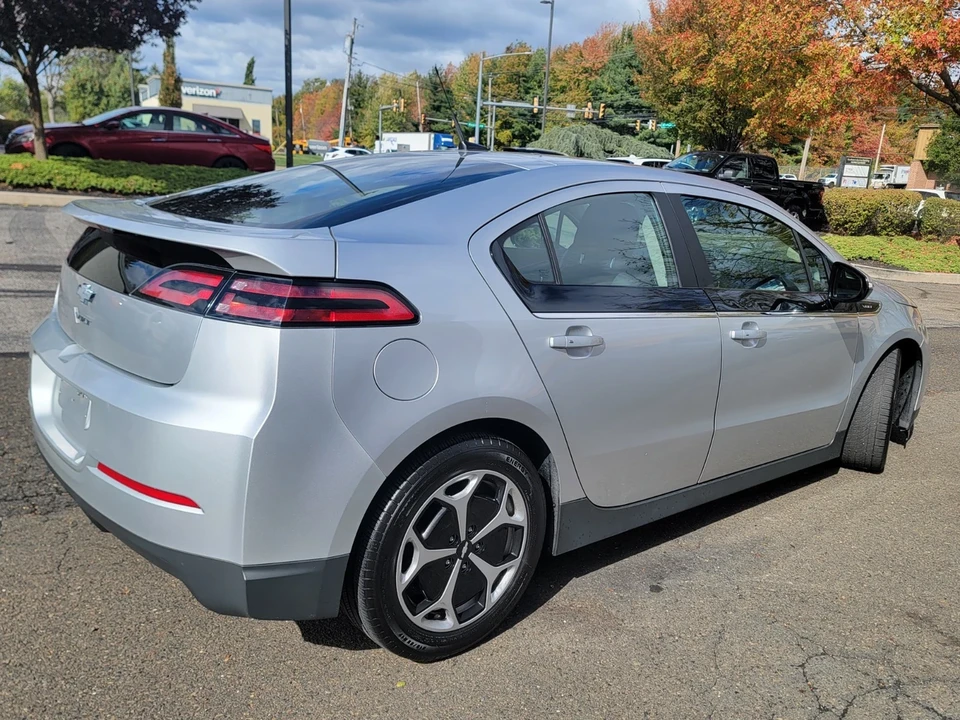 2013 Chevrolet Volt - Image 4 of 18