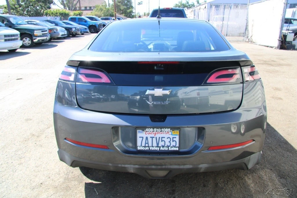 2013 Chevrolet Volt - Image 6 of 21