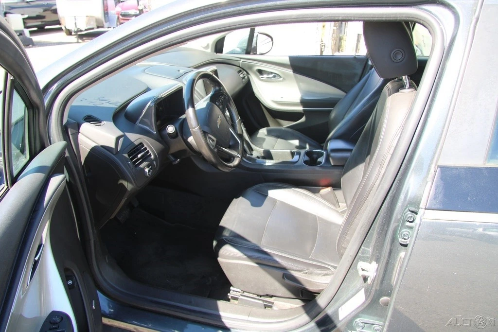 2013 Chevrolet Volt - Image 14 of 21