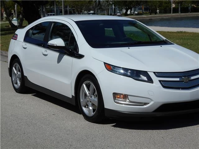 2013 Chevrolet Volt - Image 3 of 12