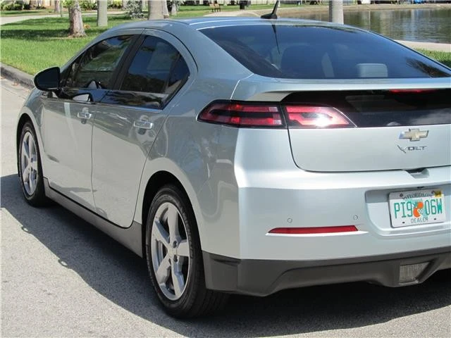 2013 Chevrolet Volt - Image 4 of 12
