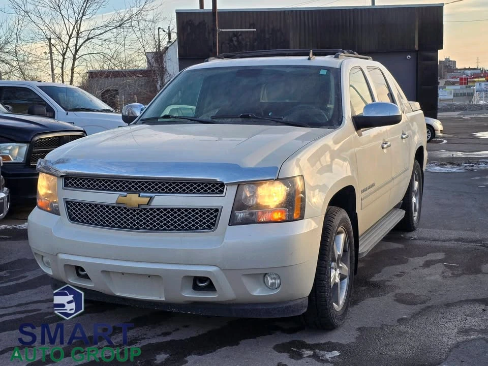 2013 Chevrolet Avalanche - Image 3 of 12