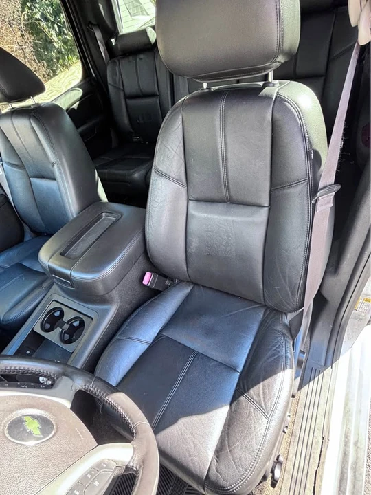 2013 Chevrolet Avalanche - Image 12 of 15