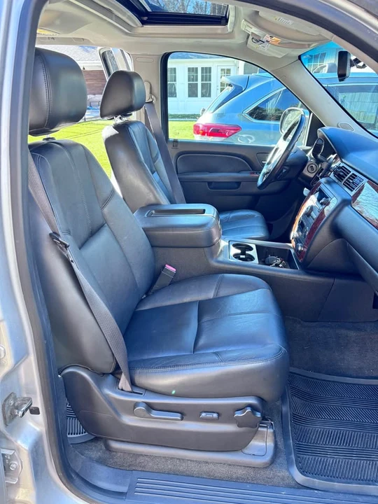 2013 Chevrolet Avalanche - Image 13 of 15