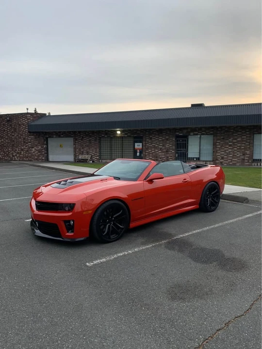 2013 Chevrolet Camaro - Image 2 of 3