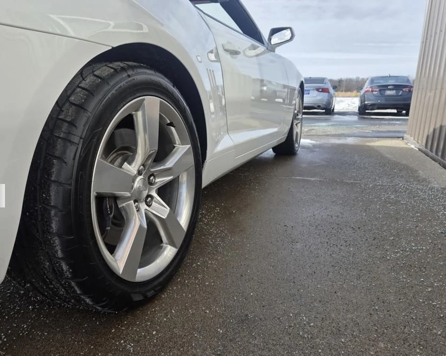 2013 Chevrolet Camaro SS 5th Gen - Image 16 of 18