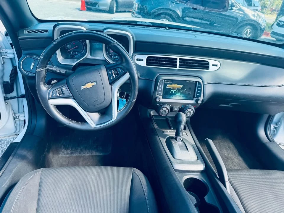 2013 Chevrolet Camaro 5th Gen - Image 15 of 17