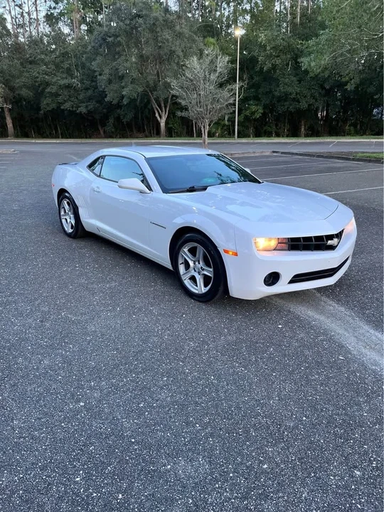 2013 Chevrolet Camaro 5th Gen - Image 2 of 15