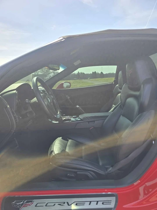2013 Chevrolet Corvette C6 - Image 10 of 16