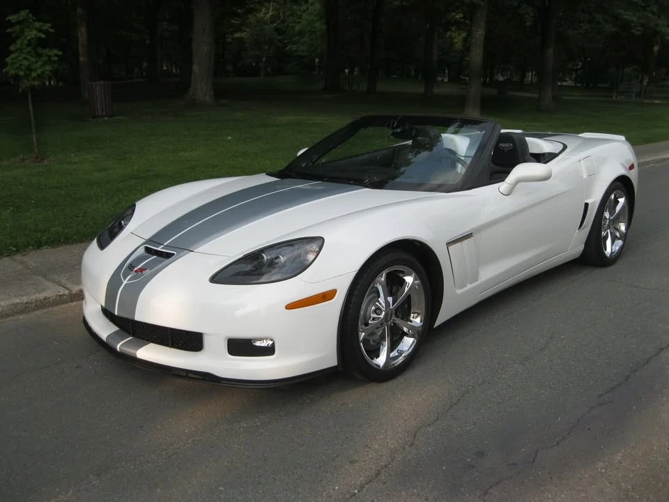 2013 Chevrolet Corvette C6 - Image 9 of 16