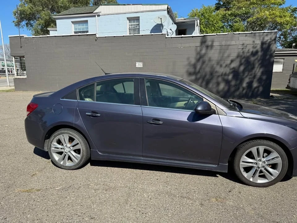 2013 Chevrolet Cruze - Image 3 of 11