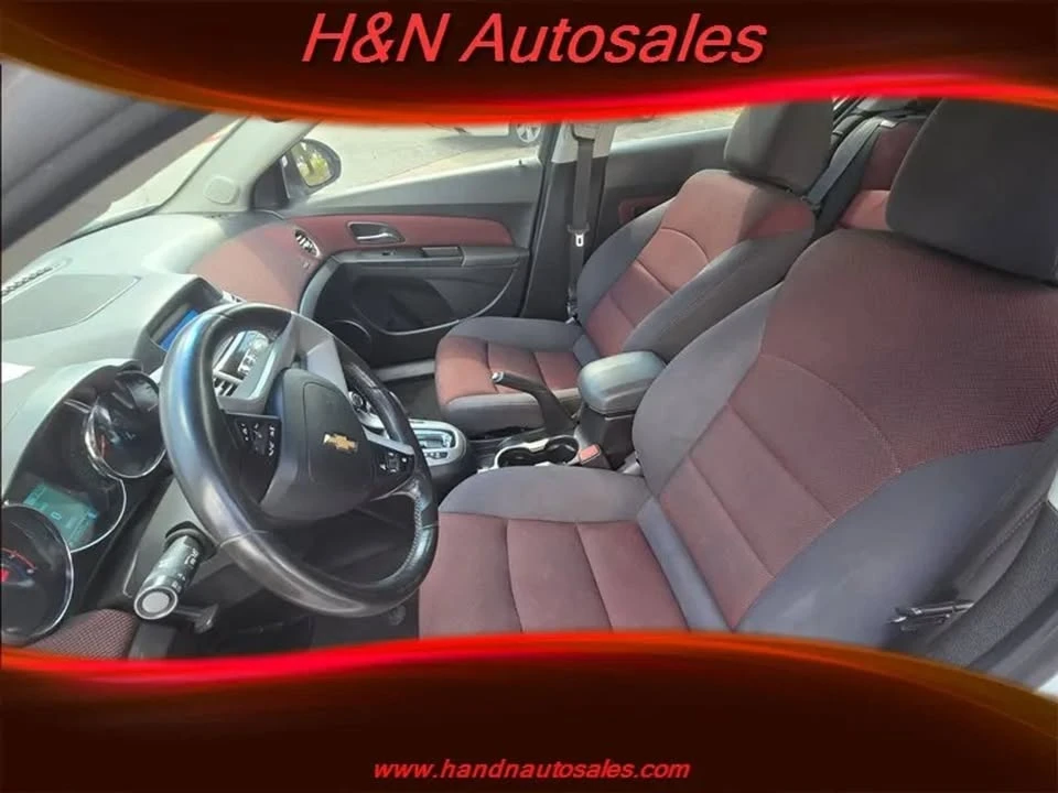2013 Chevrolet Cruze - Image 10 of 11