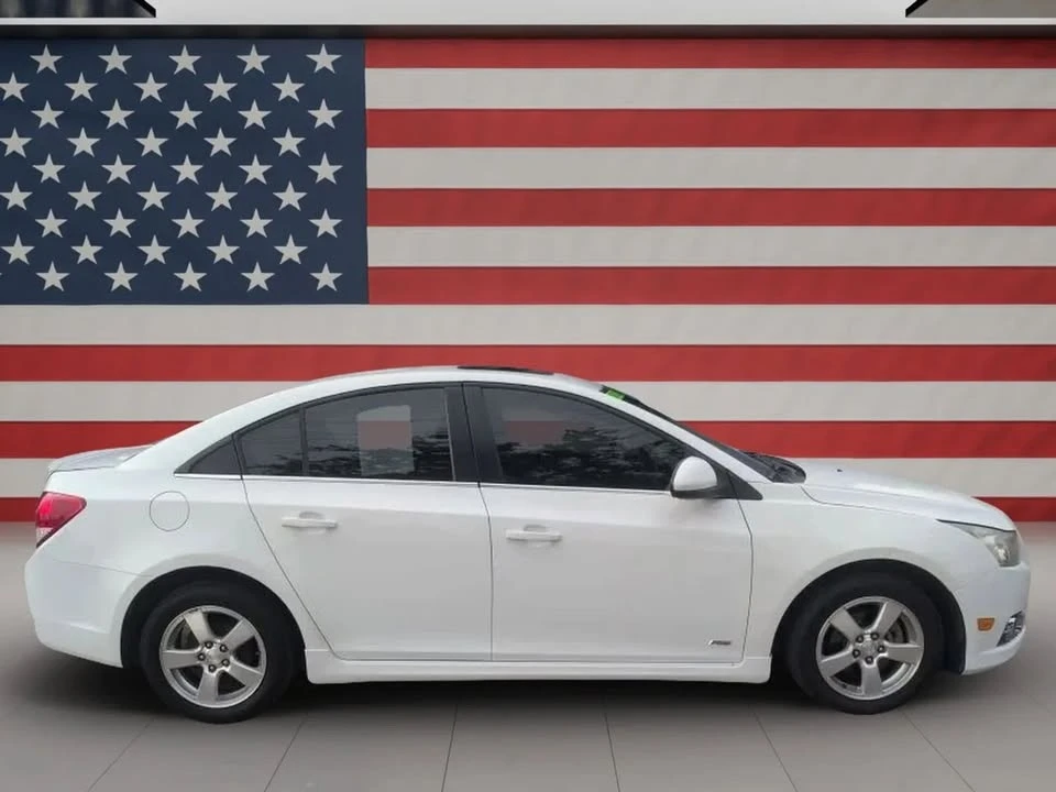 2013 Chevrolet Cruze - Image 5 of 11