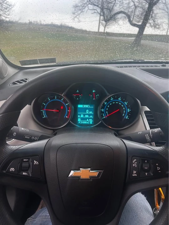 2013 Chevrolet Cruze - Image 2 of 15