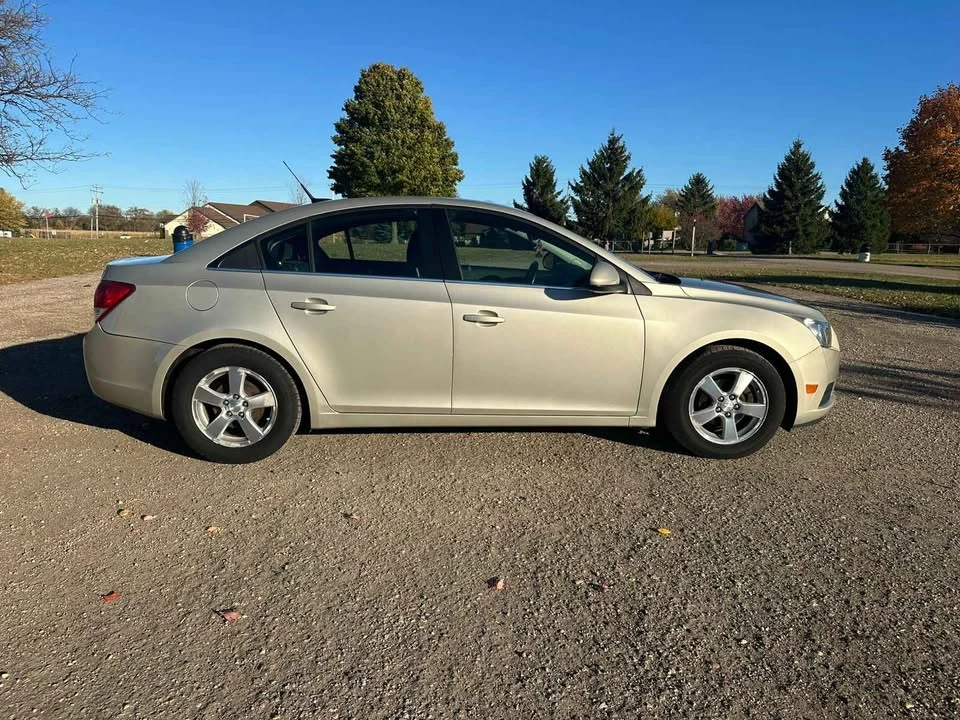 2013 Chevrolet Cruze - Image 3 of 12