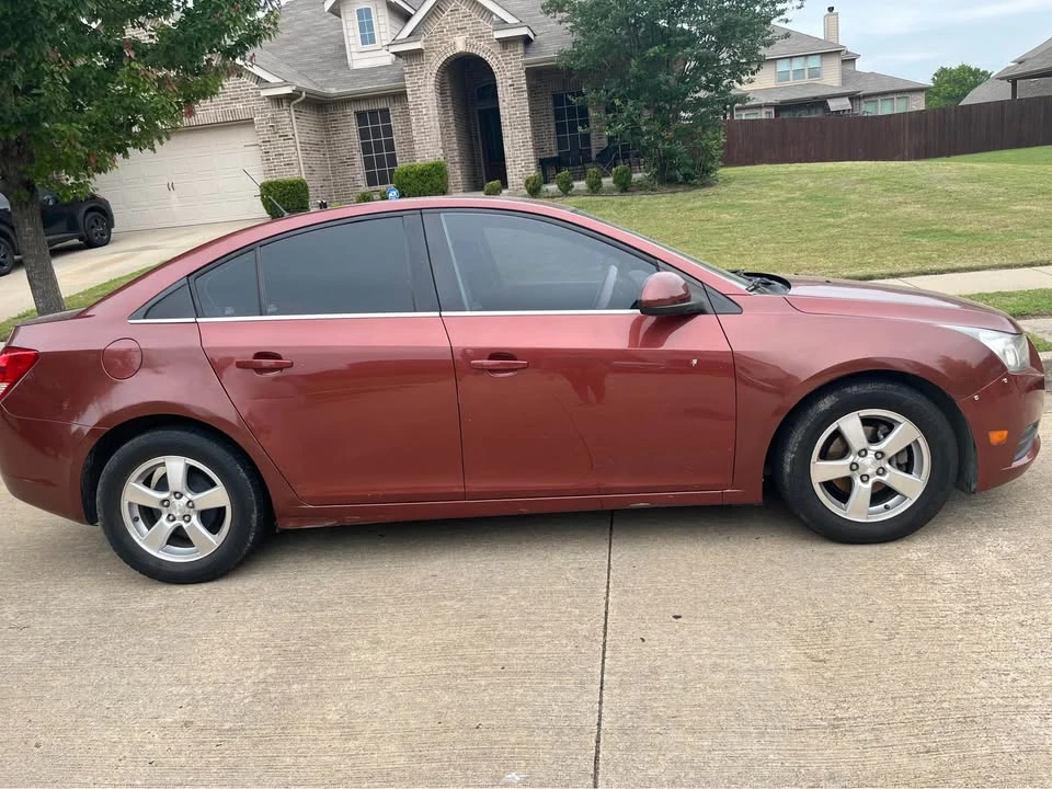 2013 Chevrolet Cruze - Image 2 of 10