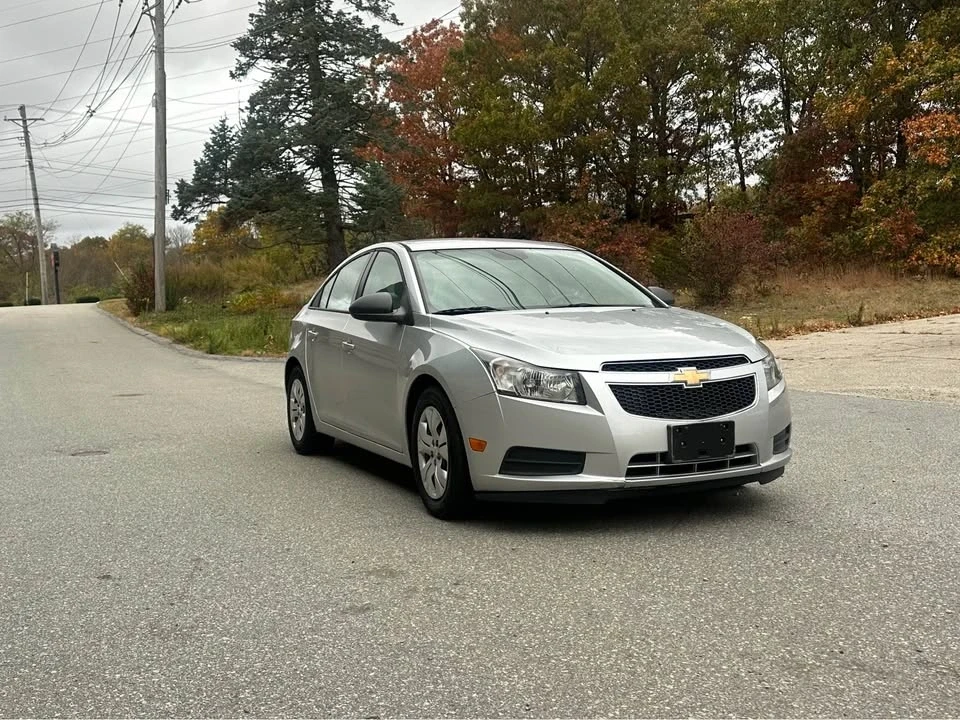 2013 Chevrolet Cruze - Image 3 of 19