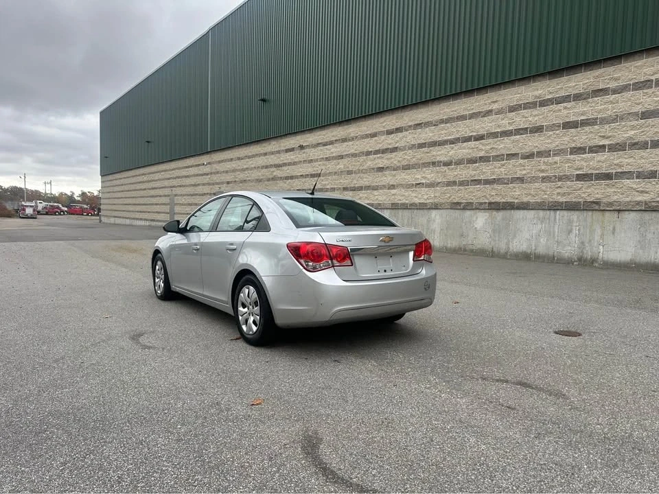 2013 Chevrolet Cruze - Image 6 of 19