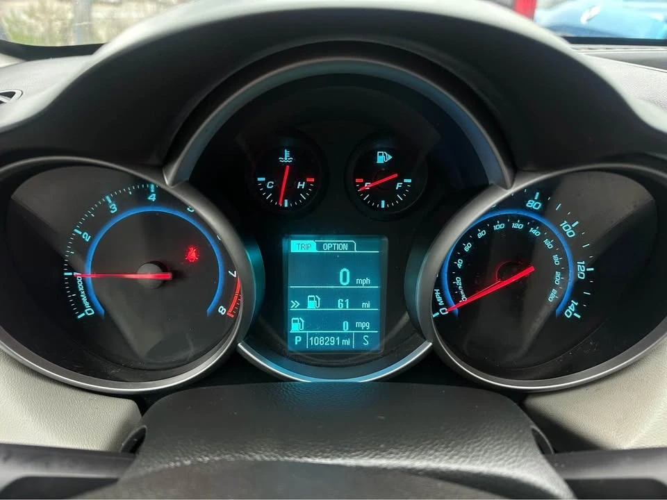 2013 Chevrolet Cruze - Image 10 of 19