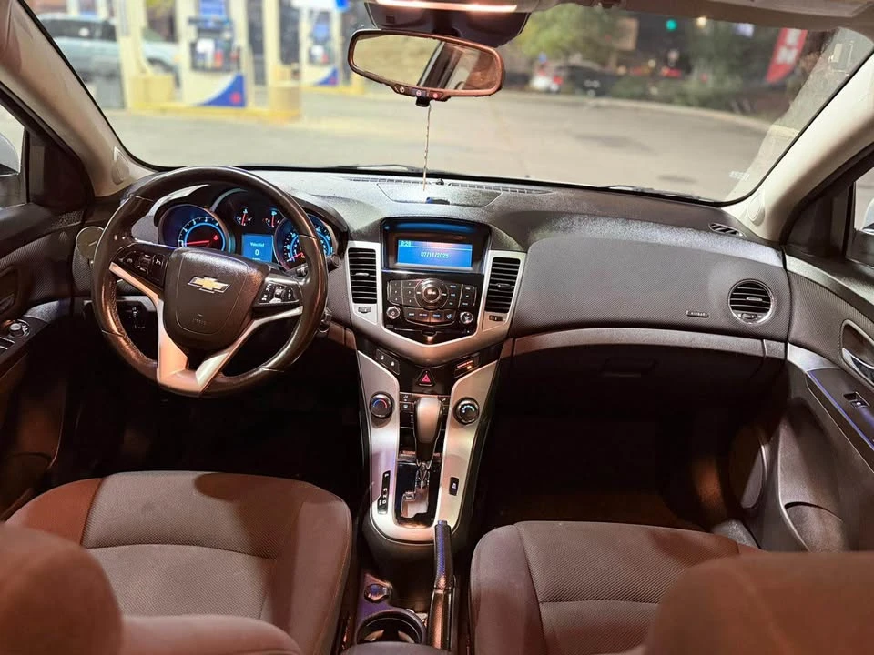 2013 Chevrolet Cruze - Image 17 of 18