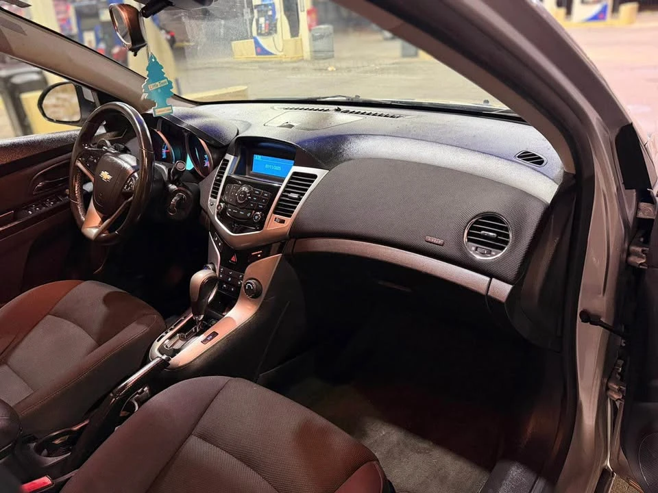 2013 Chevrolet Cruze - Image 15 of 18