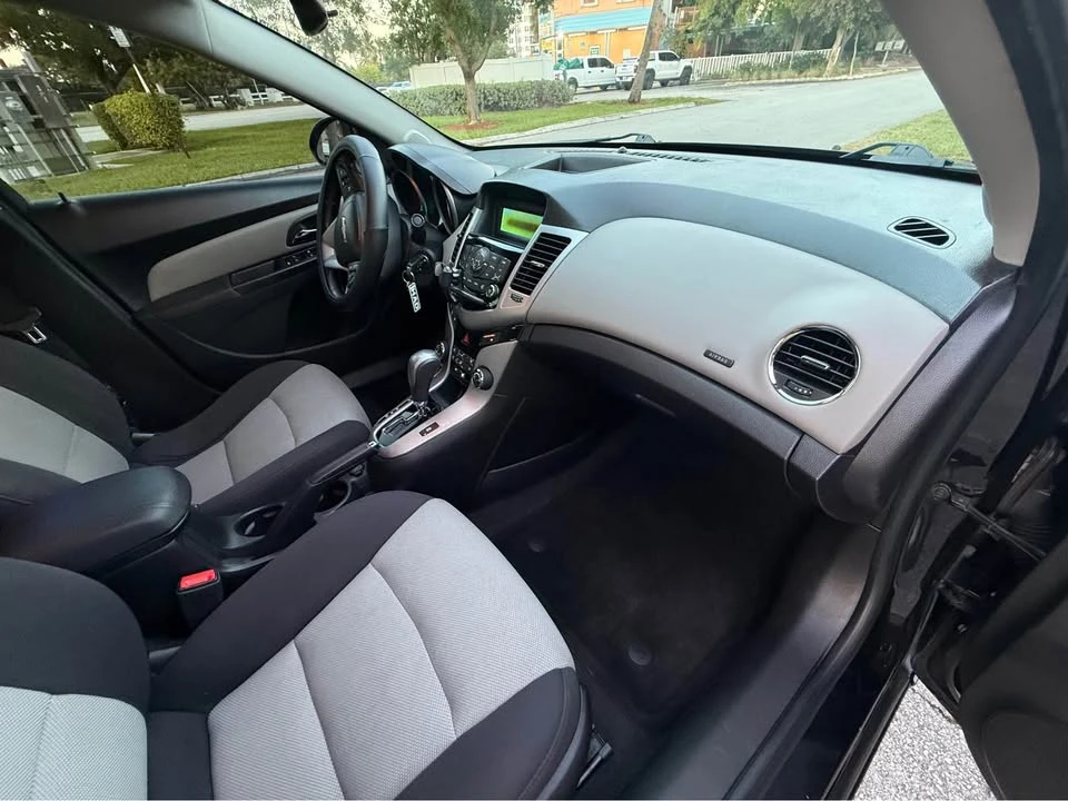 2013 Chevrolet Cruze - Image 16 of 20