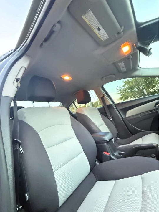 2013 Chevrolet Cruze - Image 15 of 20
