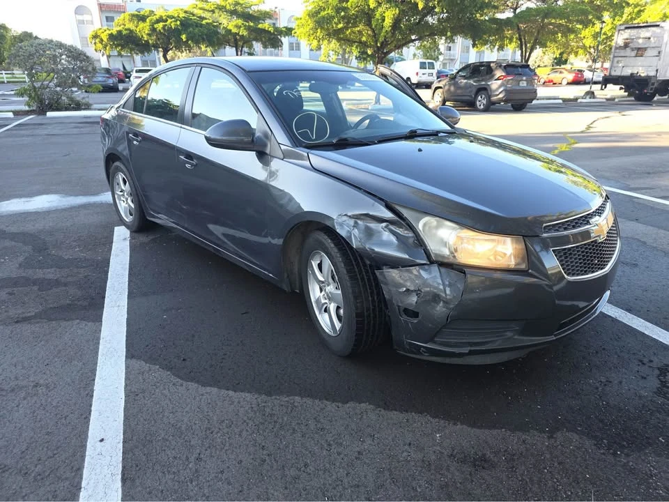 2013 Chevrolet Cruze - Image 4 of 8