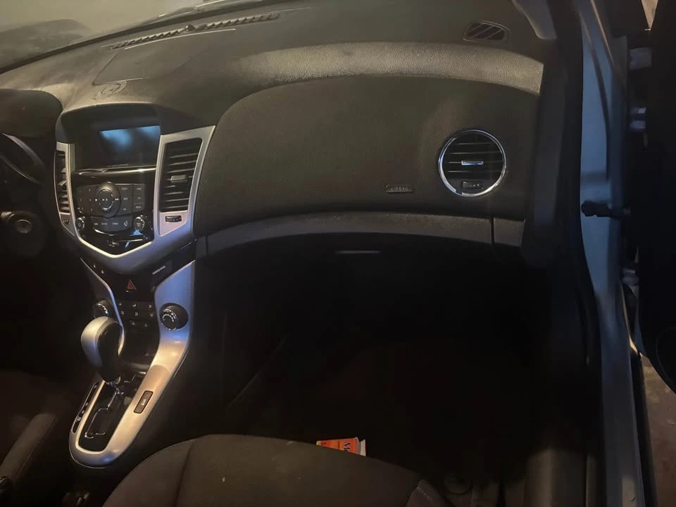 2013 Chevrolet Cruze - Image 12 of 15