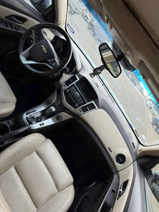 2013 Chevrolet Cruze - Image 8 of 15