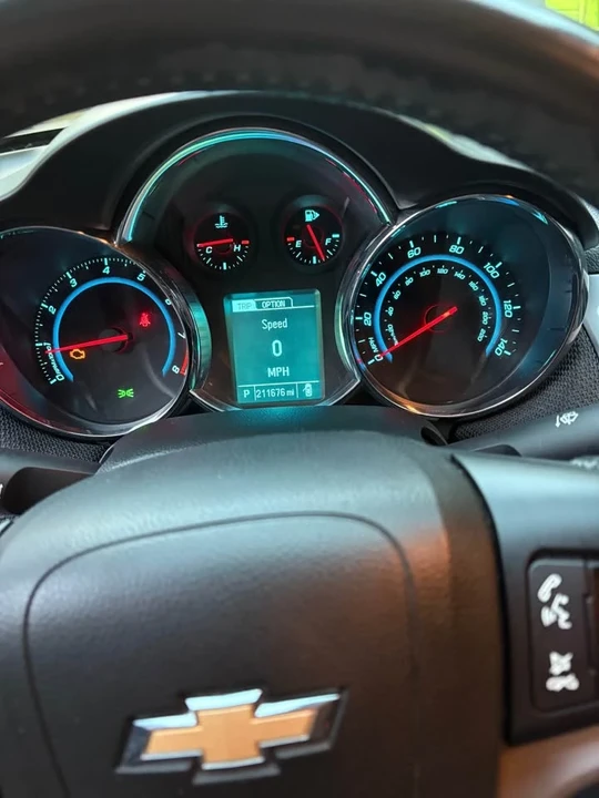 2013 Chevrolet Cruze - Image 10 of 16