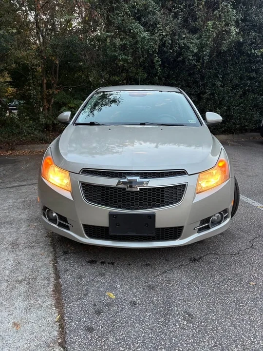2013 Chevrolet Cruze - Image 2 of 16