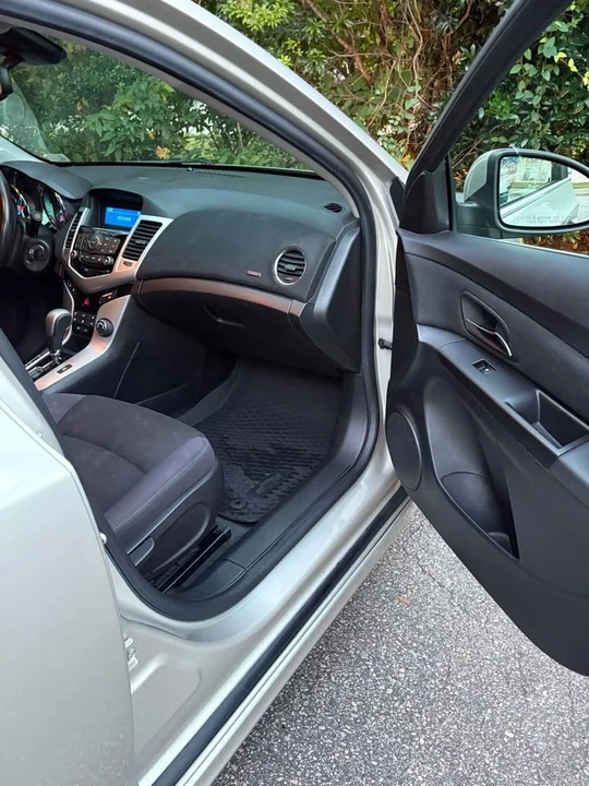 2013 Chevrolet Cruze - Image 16 of 16