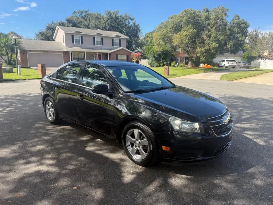 2013 Chevrolet Cruze - Image 2 of 9