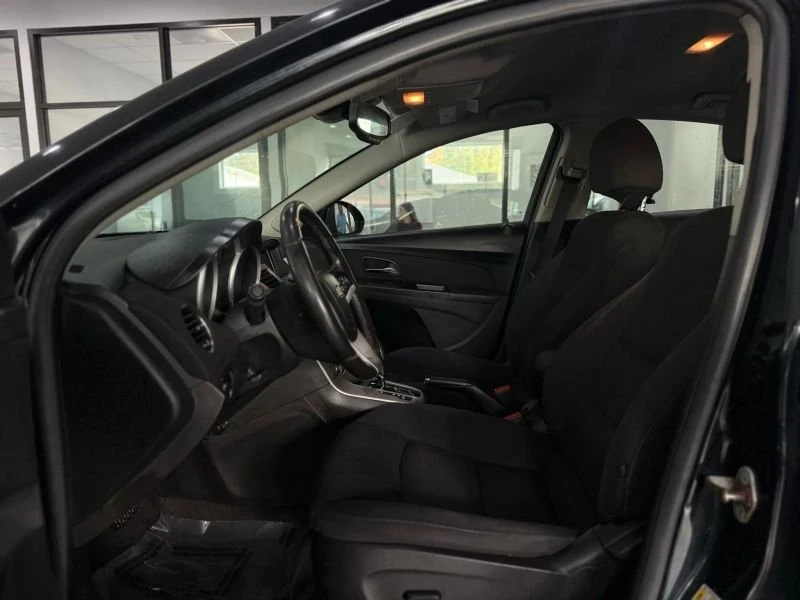 2013 Chevrolet Cruze - Image 10 of 18