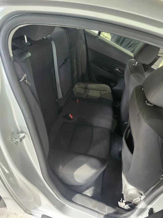 2013 Chevrolet Cruze - Image 11 of 12