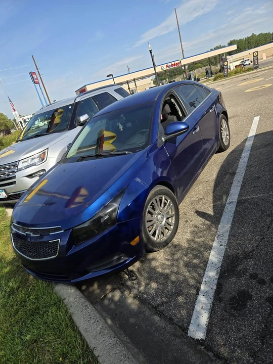2013 Chevrolet Cruze - Image 6 of 10