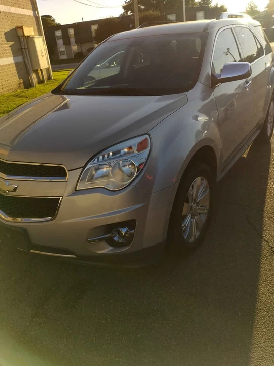 2013 Chevrolet Equinox - Image 2 of 8