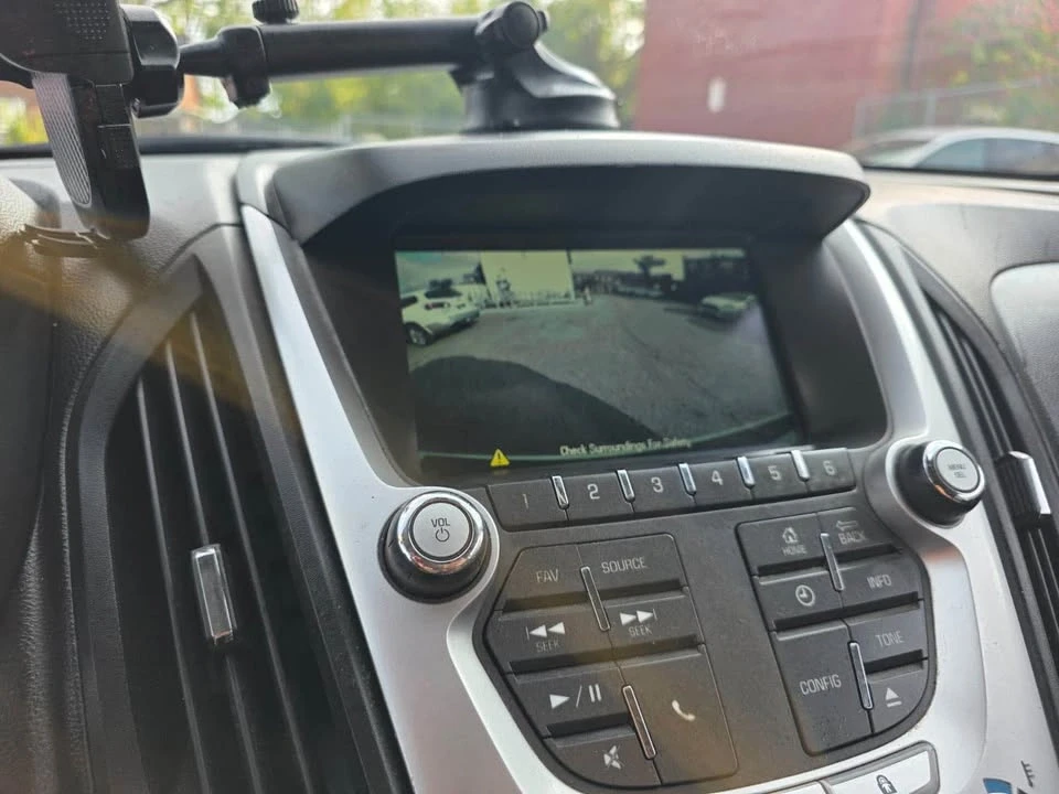 2013 Chevrolet Equinox - Image 15 of 20