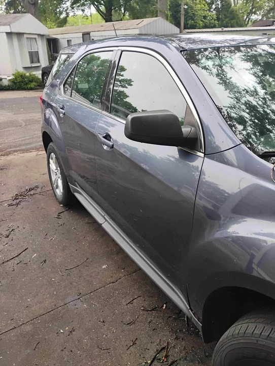 2013 Chevrolet Equinox - Image 2 of 13