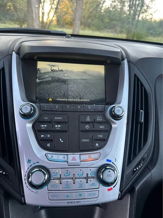 2013 Chevrolet Equinox - Image 13 of 14