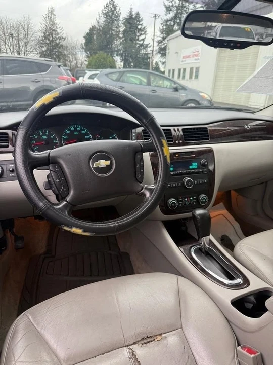 2013 Chevrolet Impala 9th Gen - Image 9 of 14