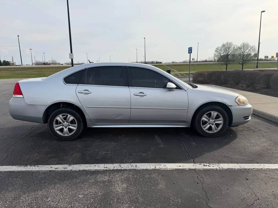 2013 Chevrolet Impala 9th Gen - Image 3 of 18
