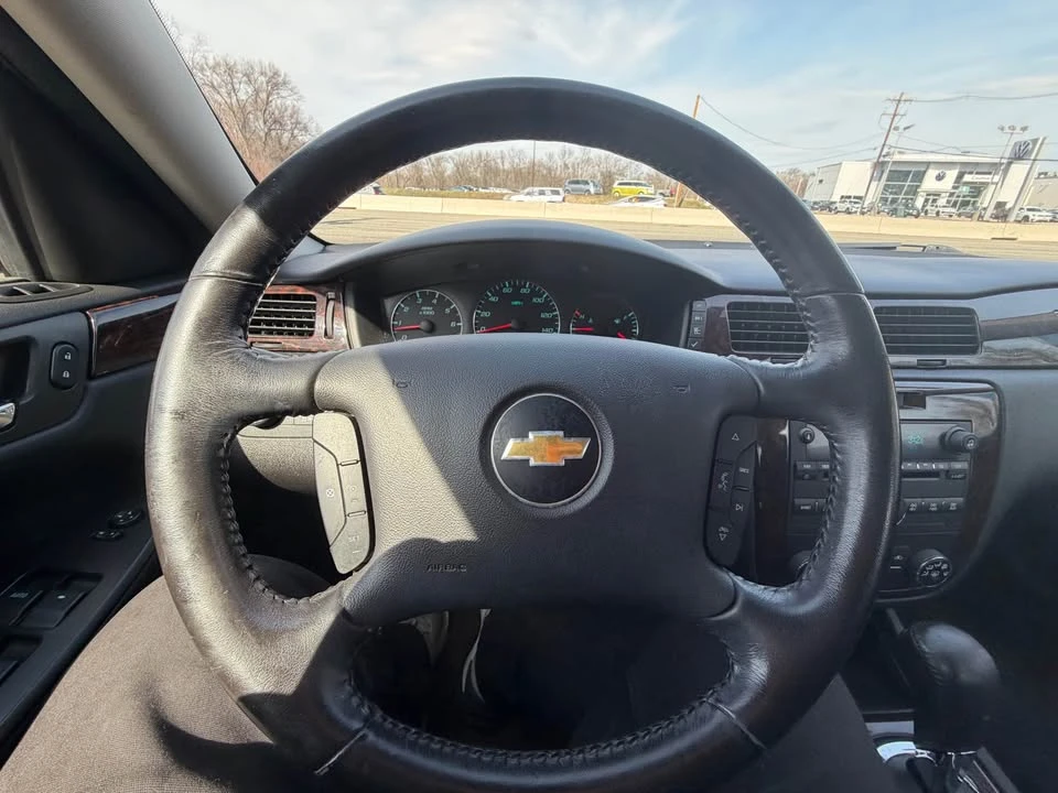 2013 Chevrolet Impala 9th Gen - Image 12 of 15