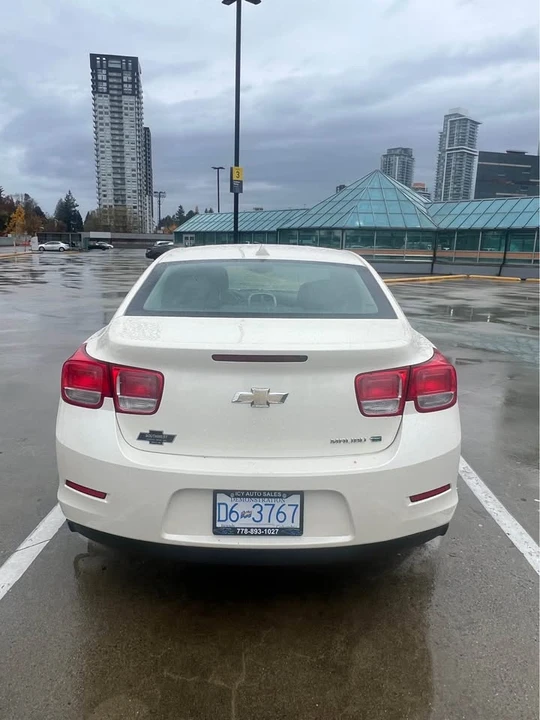 2013 Chevrolet Malibu - Image 6 of 14