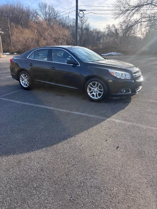 2013 Chevrolet Malibu - Image 5 of 15