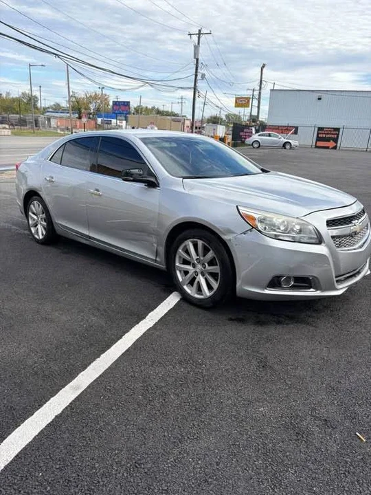 2013 Chevrolet Malibu - Image 2 of 8