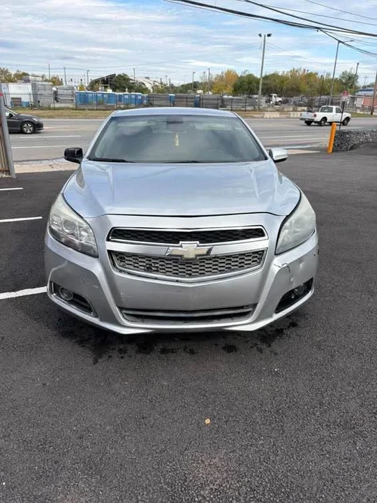 2013 Chevrolet Malibu - Image 3 of 8