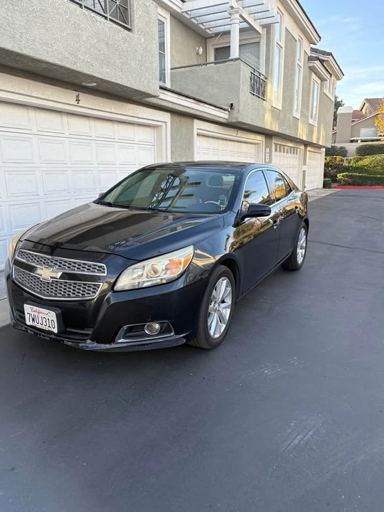 2013 Chevrolet Malibu - Image 2 of 11