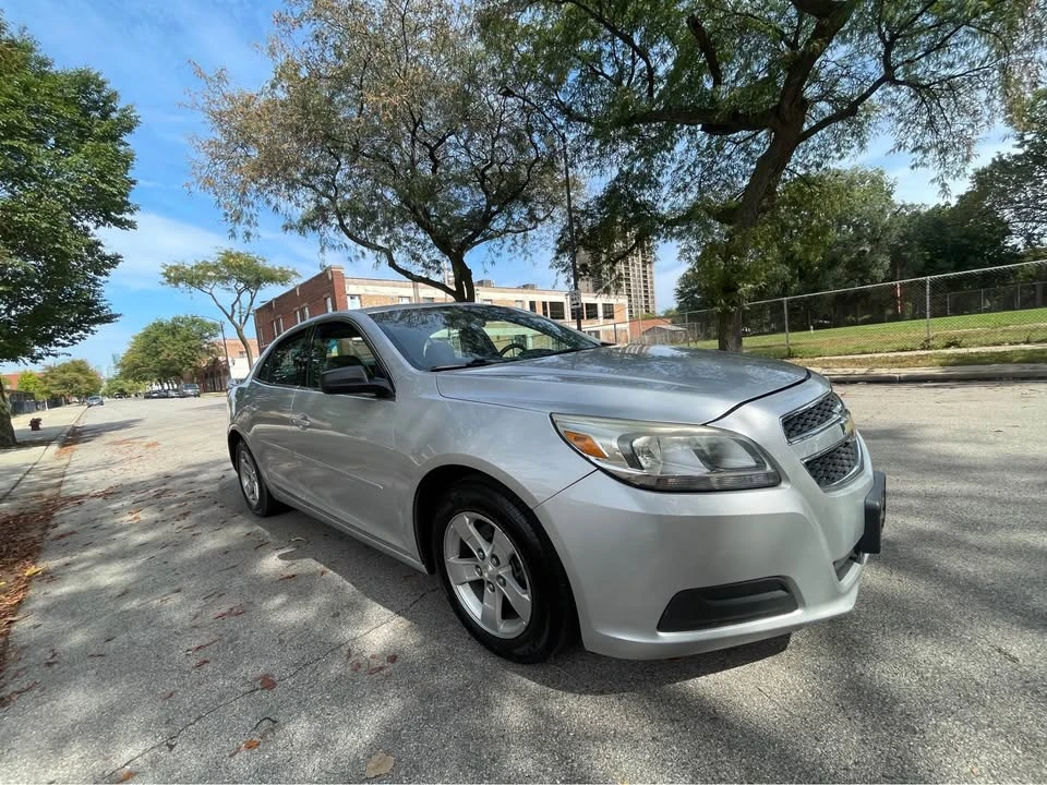 2013 Chevrolet Malibu - Image 2 of 15